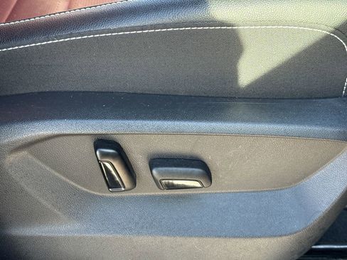 Used 2023 Volkswagen Atlas Cross Sport SEL Premium R-Line image 41