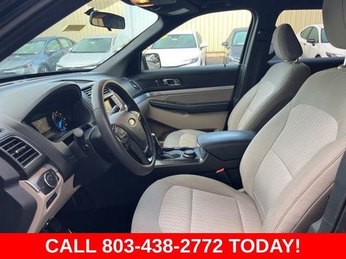 Used 2018 Ford Explorer 4WD image 7