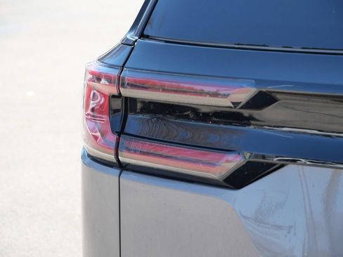 New 2026 GMC Acadia AT4 w/ Luxury Package AWD/4WD image 11