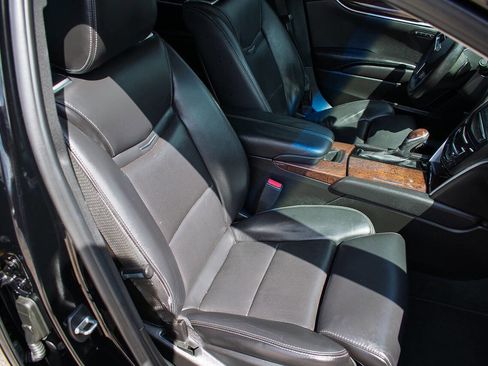Used 2016 Cadillac XTS Premium FWD image 38