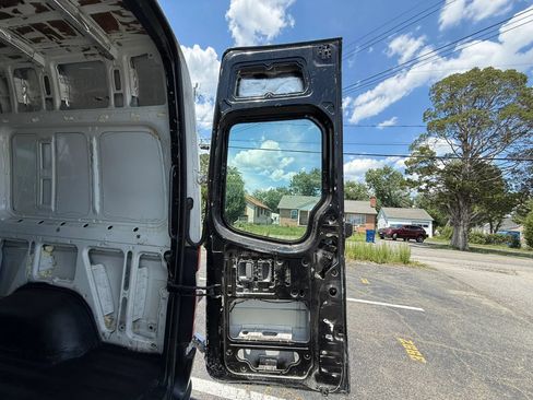 Used 2008 Dodge Sprinter 2500 RWD image 49