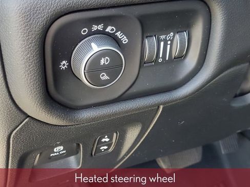 Used 2025 RAM 1500 Laramie image 18