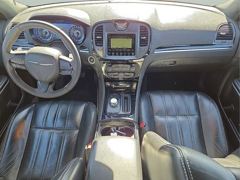 Used 2023 Chrysler 300 S image 16