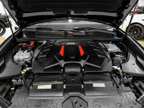 Used 2024 Audi SQ8 Premium Plus w/ Executive Package AWD/4WD image 46