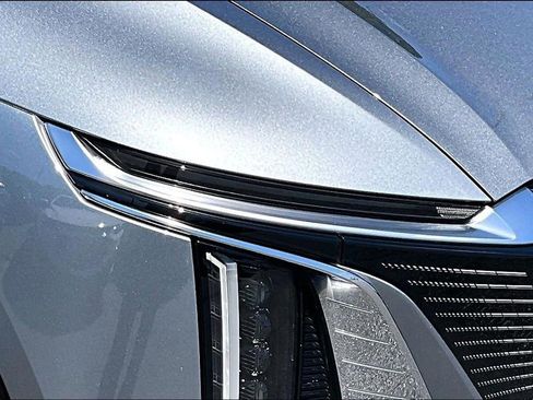 Certified 2024 Cadillac Lyriq Luxury w/ LPO, Floor Liner Package AWD/4WD image 32