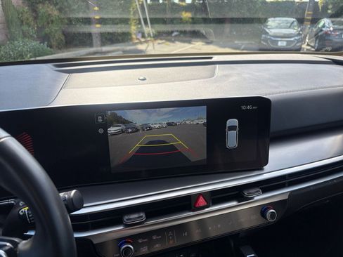 Used 2024 Kia Sorento S image 24