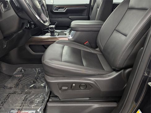 Used 2024 Chevrolet Silverado 1500 RST image 13