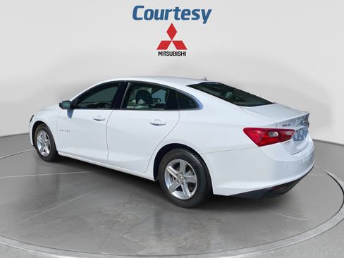 Used 2024 Chevrolet Malibu LS FWD image 3