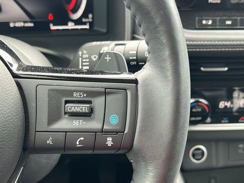 Used 2021 Nissan Rogue Platinum image 30