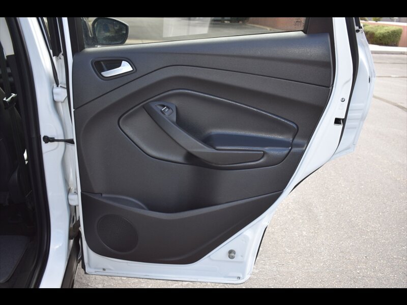 Used 2019 Ford Escape SEL FWD image 27