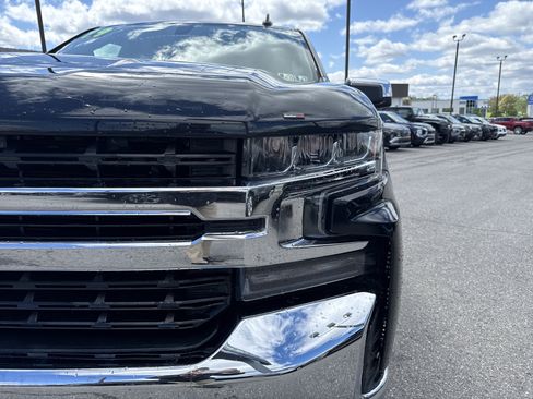 Used 2019 Chevrolet Silverado 1500 LT w/ All-Star Edition image 9