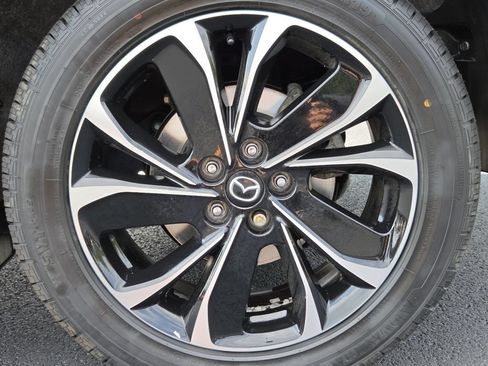 Used 2023 MAZDA CX-5 AWD 2.5 S w/ Premium Package image 16