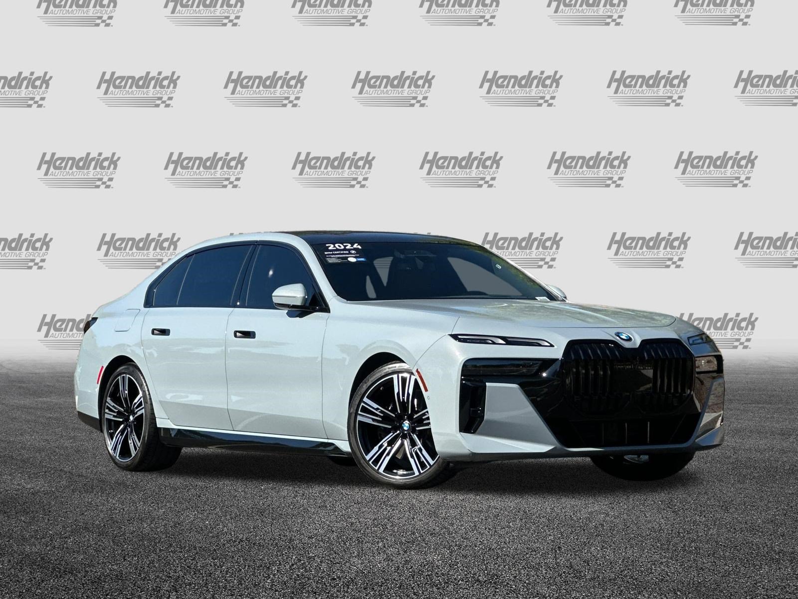 Used 2024 BMW 740i xDrive AWD/4WD image 2