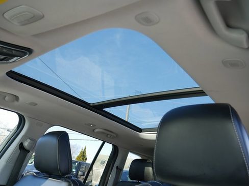 Used 2023 Jeep Grand Cherokee Limited image 15