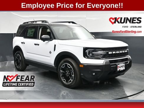 New 2026 Ford Bronco Sport Outer Banks AWD/4WD image 1