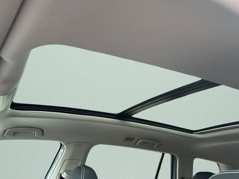 New 2026 Volkswagen Atlas SE image 19