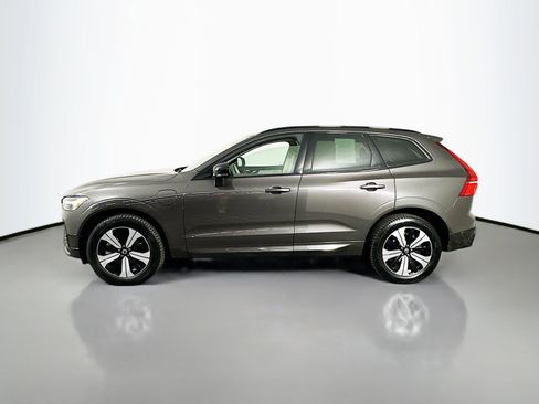 Used 2023 Volvo XC60 T8 Plus AWD/4WD image 4