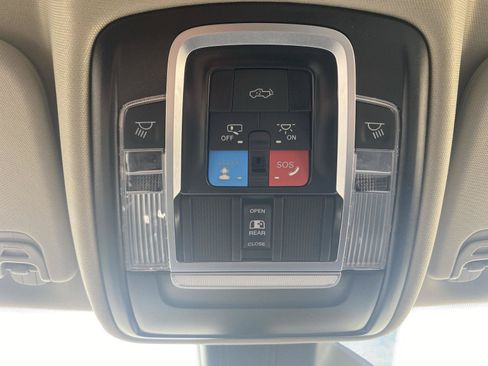New 2026 RAM 1500 Laramie AWD/4WD image 28