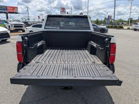 Used 2024 Toyota Tacoma SR RWD image 13