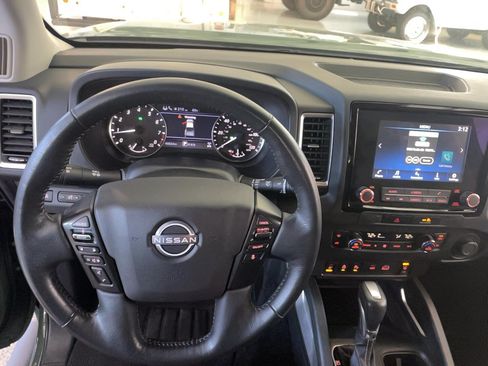 Used 2023 Nissan Frontier SV w/ SV Convenience Package AWD/4WD image 23