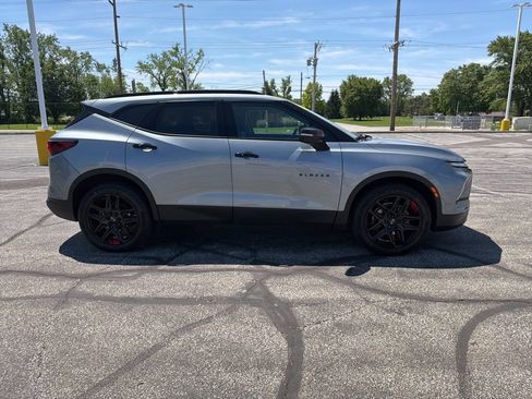 Used 2023 Chevrolet Blazer LT w/ Sound & Technology Package AWD/4WD image 6