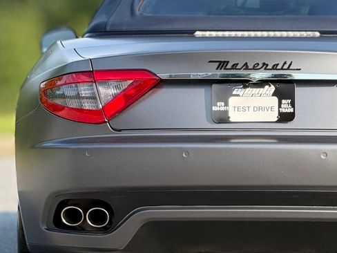 Used 2013 Maserati GranTurismo Convertible RWD image 16