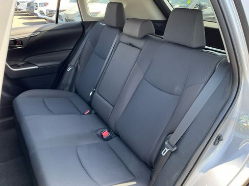Used 2025 Toyota RAV4 LE AWD/4WD image 19