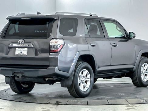 Used 2018 Toyota 4Runner SR5 image 2