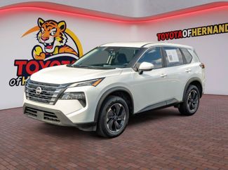 Used 2024 Nissan Rogue SV FWD video 1