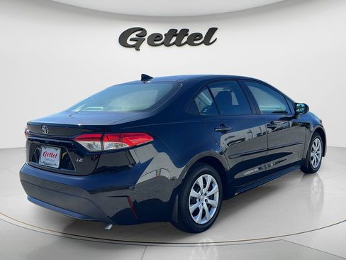 Used 2022 Toyota Corolla LE FWD image 5