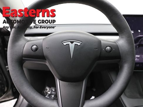 Used 2023 Tesla Model 3 Standard Range RWD image 10