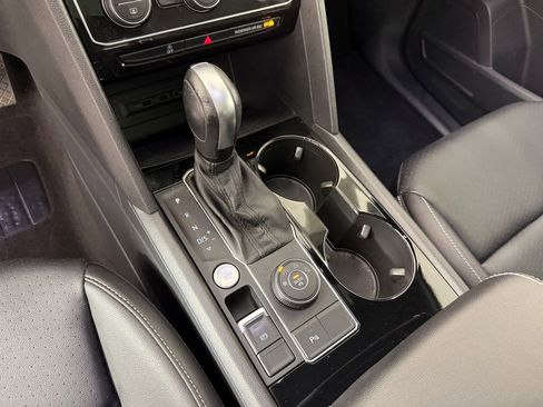 Used 2020 Volkswagen Atlas Cross Sport SEL w/ Cross Sport MDO Package image 18