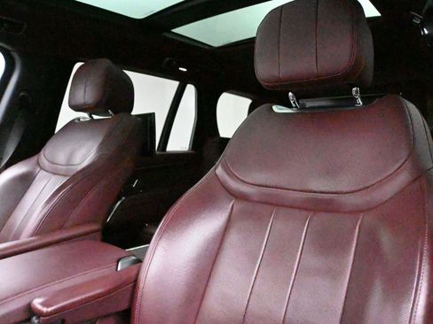 Used 2023 Land Rover Range Rover Long Wheelbase Autobiography image 10