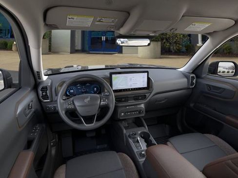 New 2025 Ford Bronco Sport Outer Banks image 9