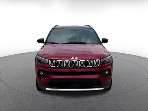 Used 2025 Jeep Compass Limited AWD/4WD image 4