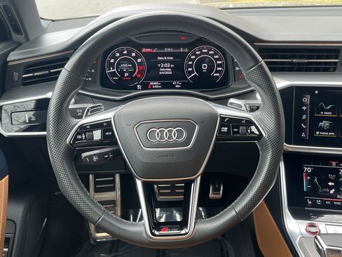 Used 2021 Audi RS 6 w/ Executive Package AWD/4WD image 8