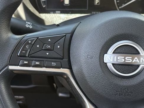 Used 2024 Nissan Kicks SV FWD image 14