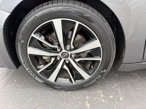 Used 2023 Nissan Maxima SV w/ Floor Mat Group FWD image 37