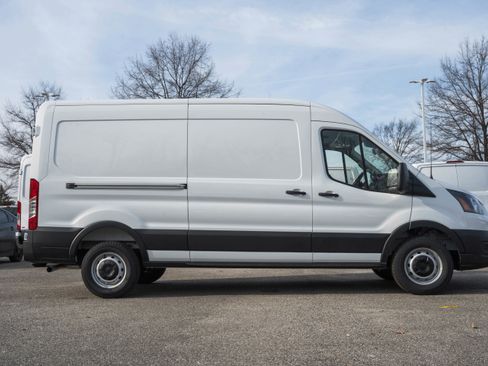 New 2026 Ford Transit 250 148 Medium Roof image 3