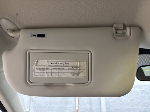 Used 2017 Ford Escape SE image 20