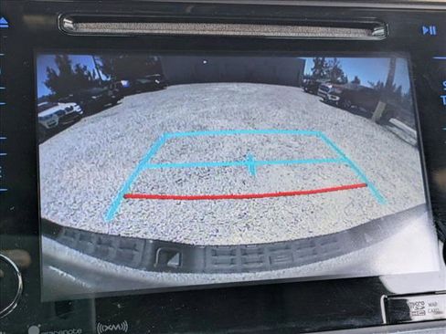 Used 2018 Toyota Tacoma TRD Sport image 11