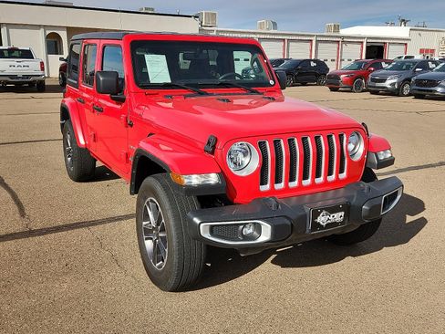 Used 2023 Jeep Wrangler Unlimited Sahara image 6