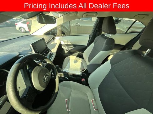 Used 2020 Toyota Corolla LE FWD image 9