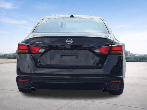 Certified 2025 Nissan Altima 2.5 SR w/ SR Premium Package FWD image 4