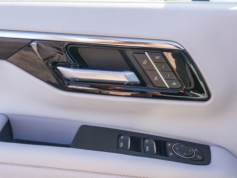 New 2026 Chevrolet Tahoe Premier image 20