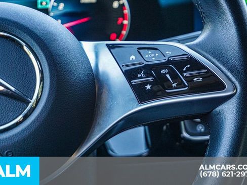 Used 2025 Mercedes-Benz GLA 250 image 30