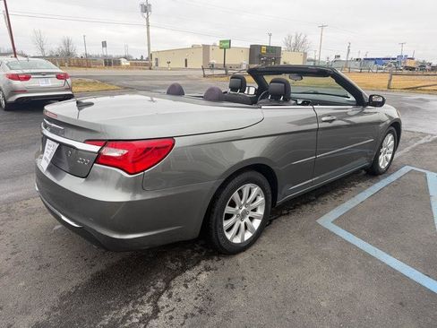 Used 2013 Chrysler 200 Touring image 9
