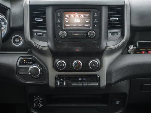 Used 2022 RAM 2500 Tradesman w/ Chrome Appearance Group AWD/4WD image 21