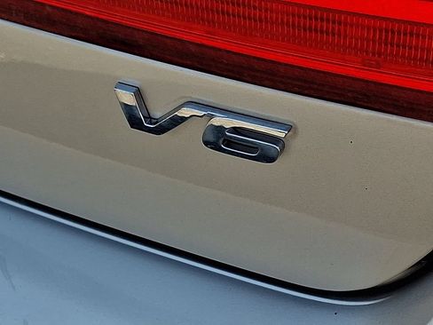 Used 2015 Honda Accord EX-L image 34