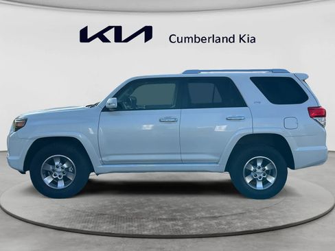 Used 2012 Toyota 4Runner SR5 w/ Premium Pkg AWD/4WD image 4